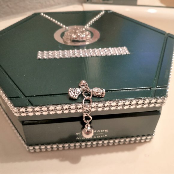 Suenos de Saundra Upcycled ALMA FUERTE Cigar Box, Storage Box, Accent Piece - Picture 4 of 14